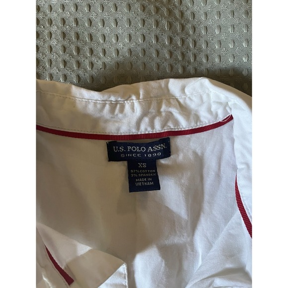 US POLO Women's Sleeveless White Button-Up Shirt size Xs - Picture 2 of 4